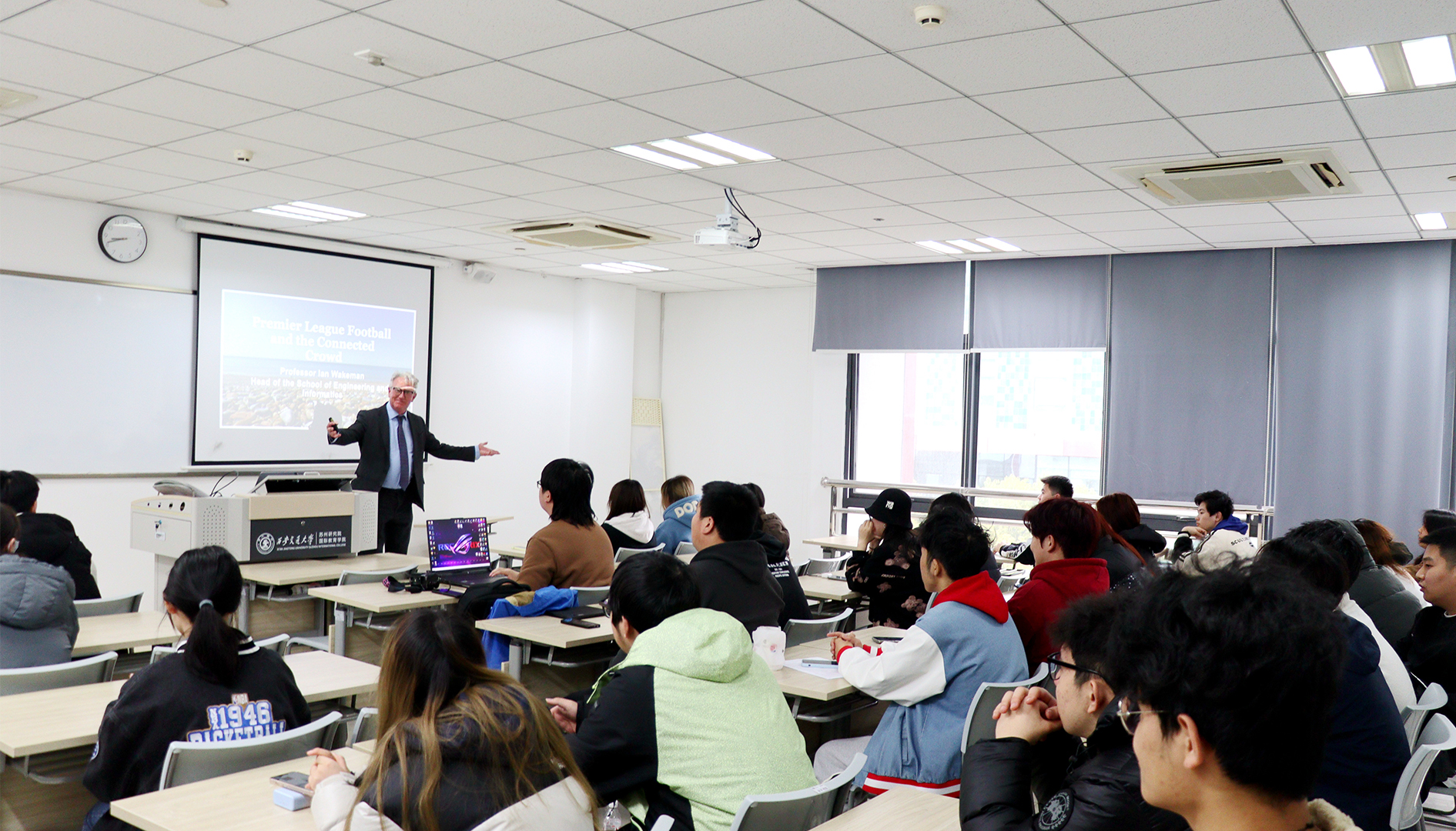 英国萨塞克斯大学来访