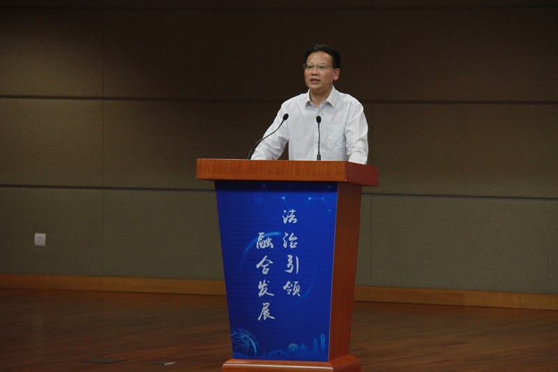 刘书伦.jpg